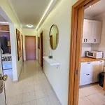 Penthouse With Private Rooftop & Seaview 吉亚