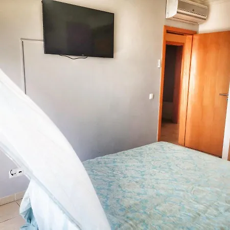 Penthouse With Rooftop & Seaview דירה *