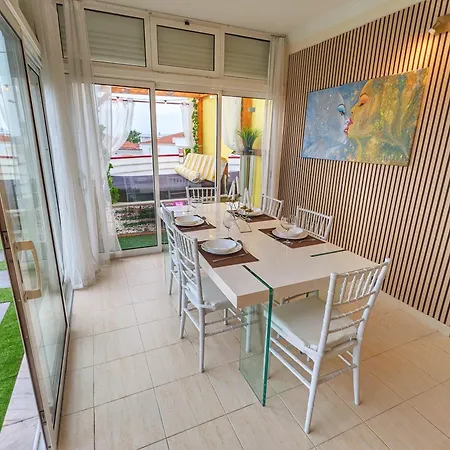 Apartment Penthouse With Private Rooftop & Seaview Guia (Faro)