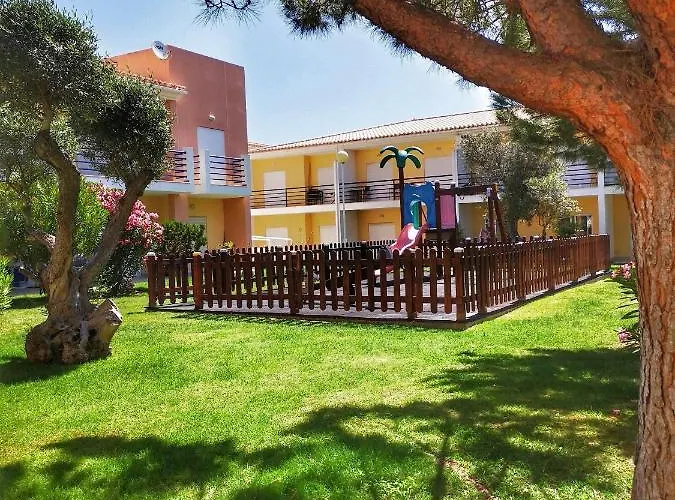 Daire Penthouse With Private Rooftop & Seaview *