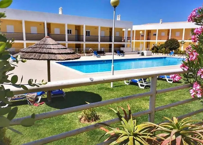 Penthouse With Private Rooftop & Seaview Appartement