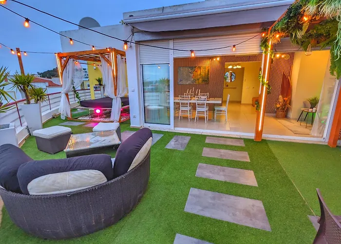 Penthouse With Private Rooftop & Seaview * Guia (Faro)