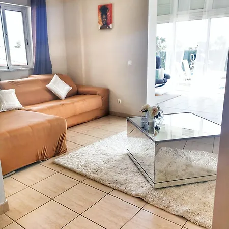 Penthouse With Rooftop & Seaview Appartamento Guia (Faro)