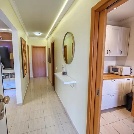 Penthouse With Private Rooftop & Seaview Guia (Faro)