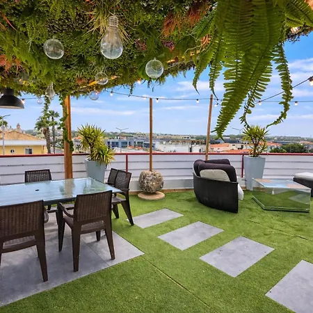 Apartament Penthouse With Private Rooftop & Seaview *