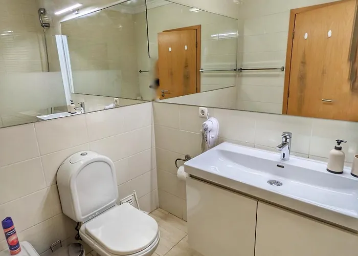Penthouse With Private Rooftop & Seaview * Guia (Faro)